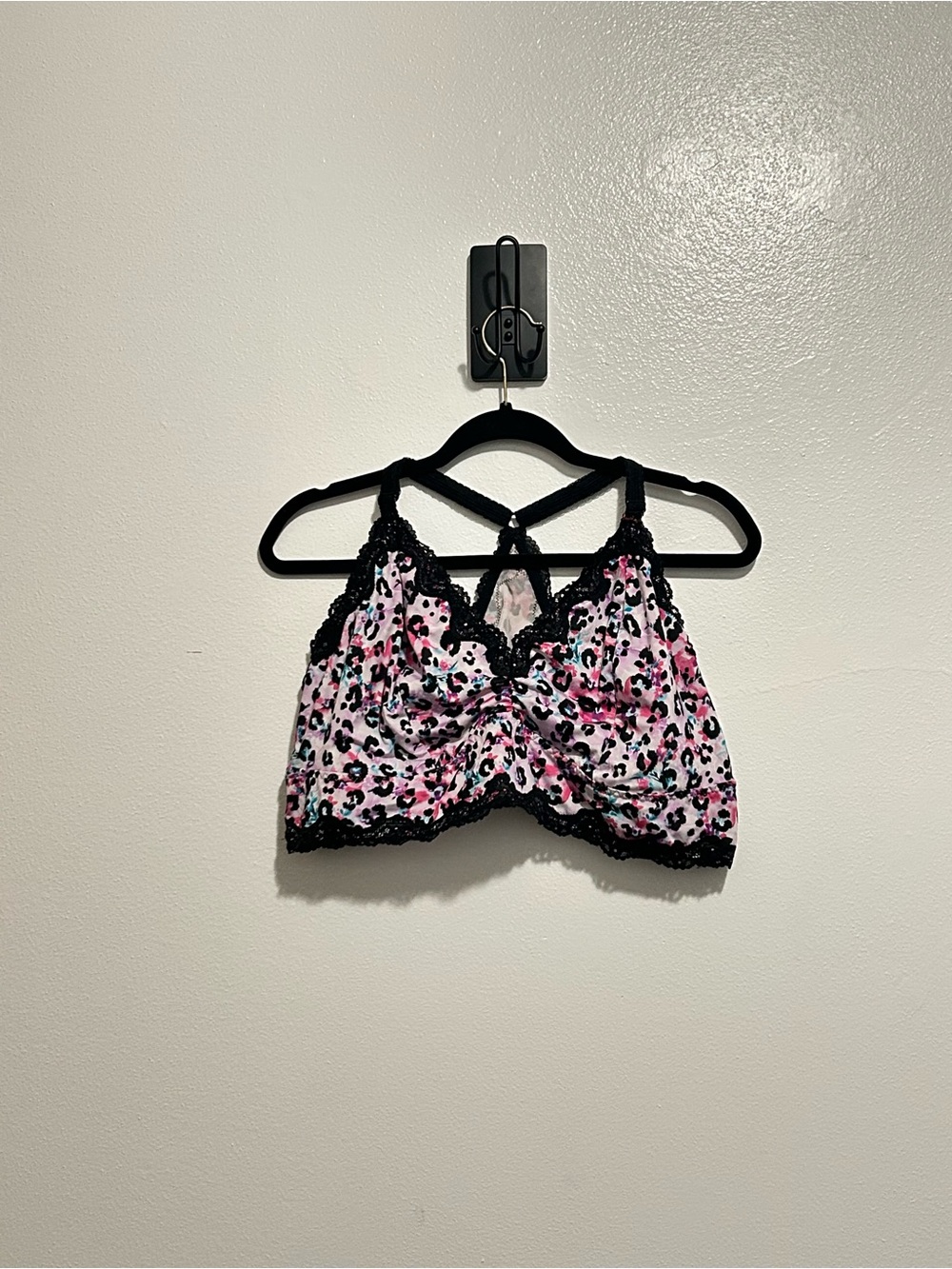 NWOT Torrid Pink Watercolor Leopard Lace Racerback Bralette 3 3X